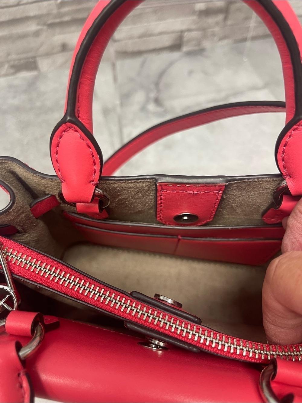 Michael Kors Small Legacy Hamilton Satchel & Matching Wallet Geranium Pink - Picture 7 of 15